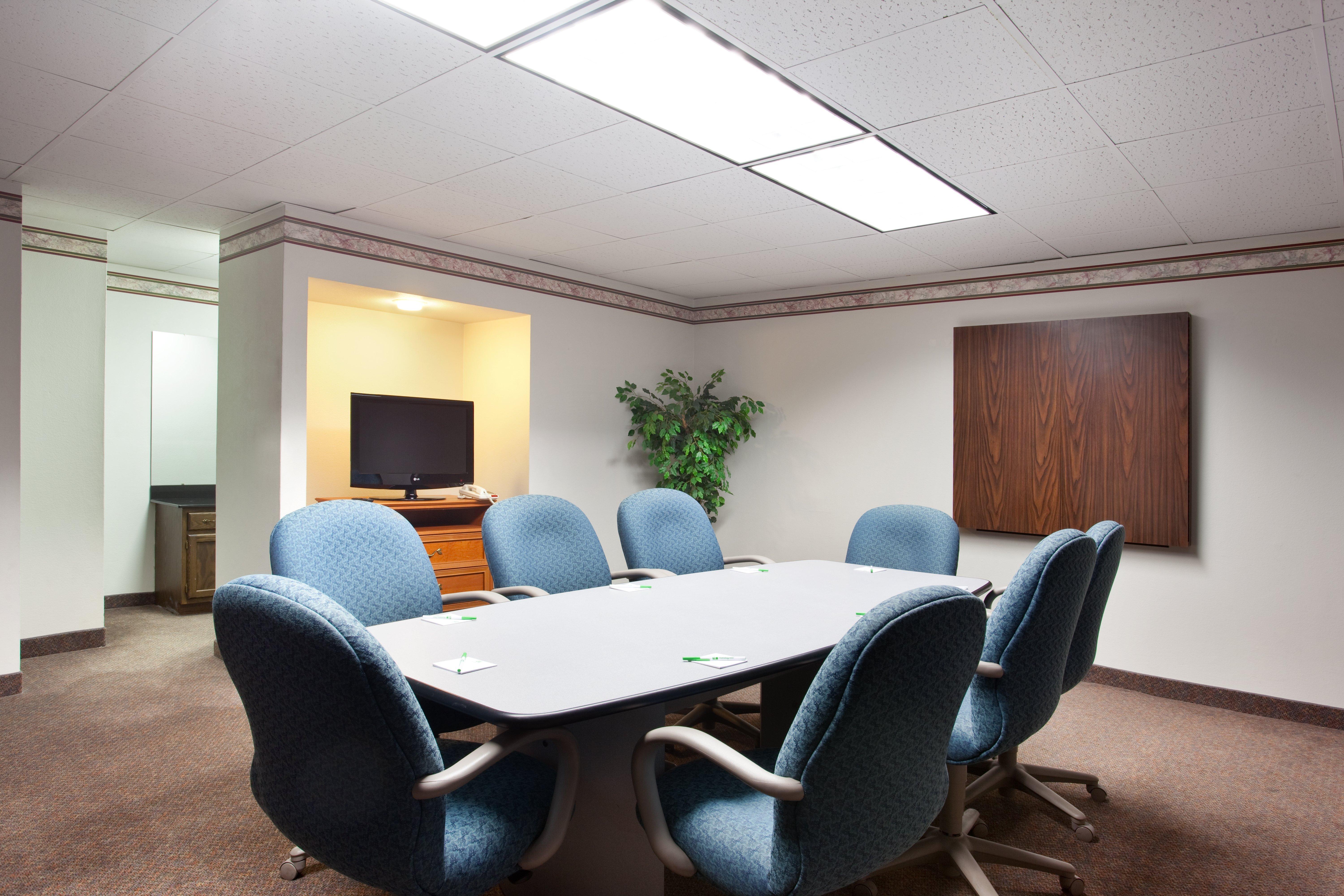 Holiday Inn Rockford By Ihg Exteriör bild
