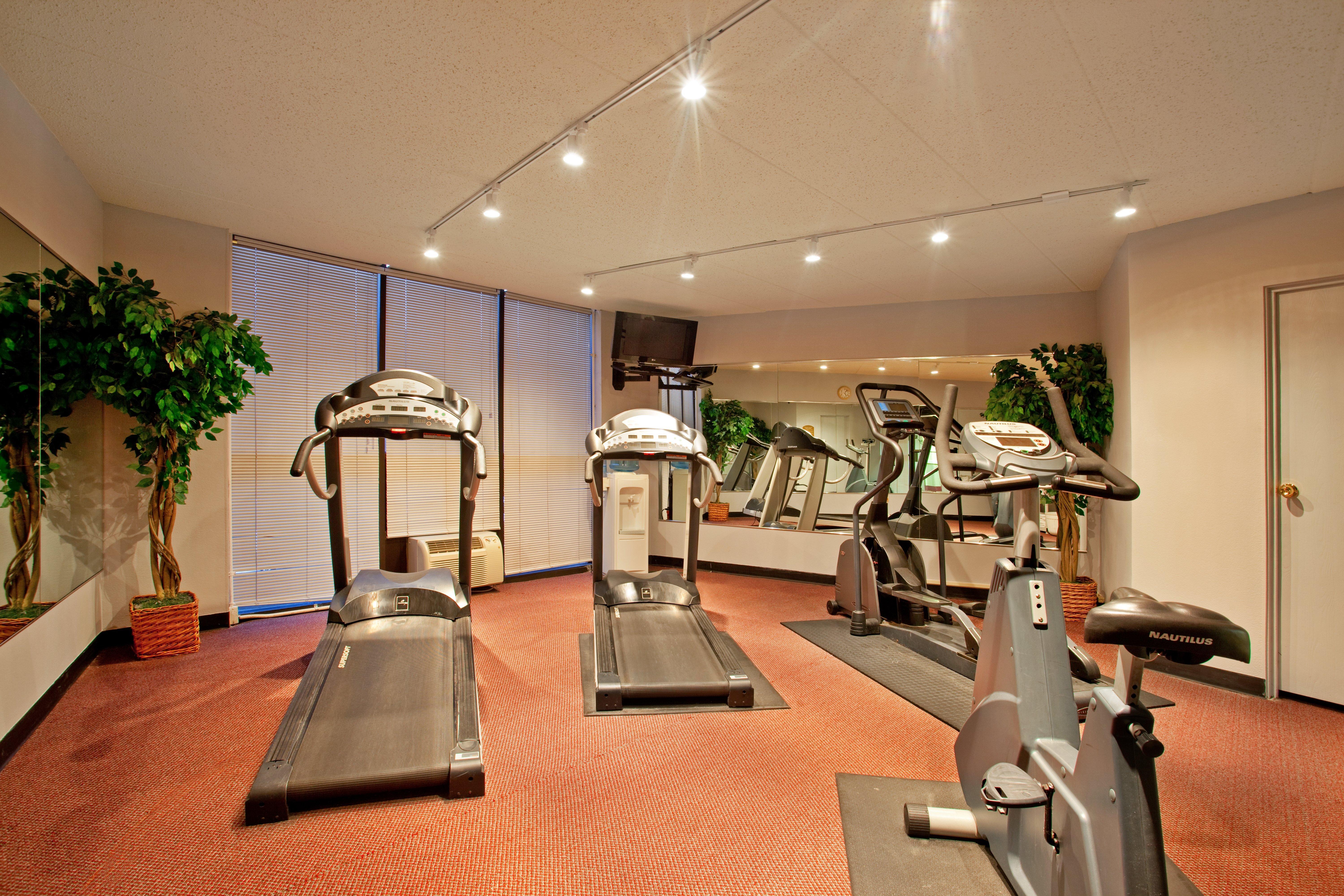 Holiday Inn Rockford By Ihg Exteriör bild