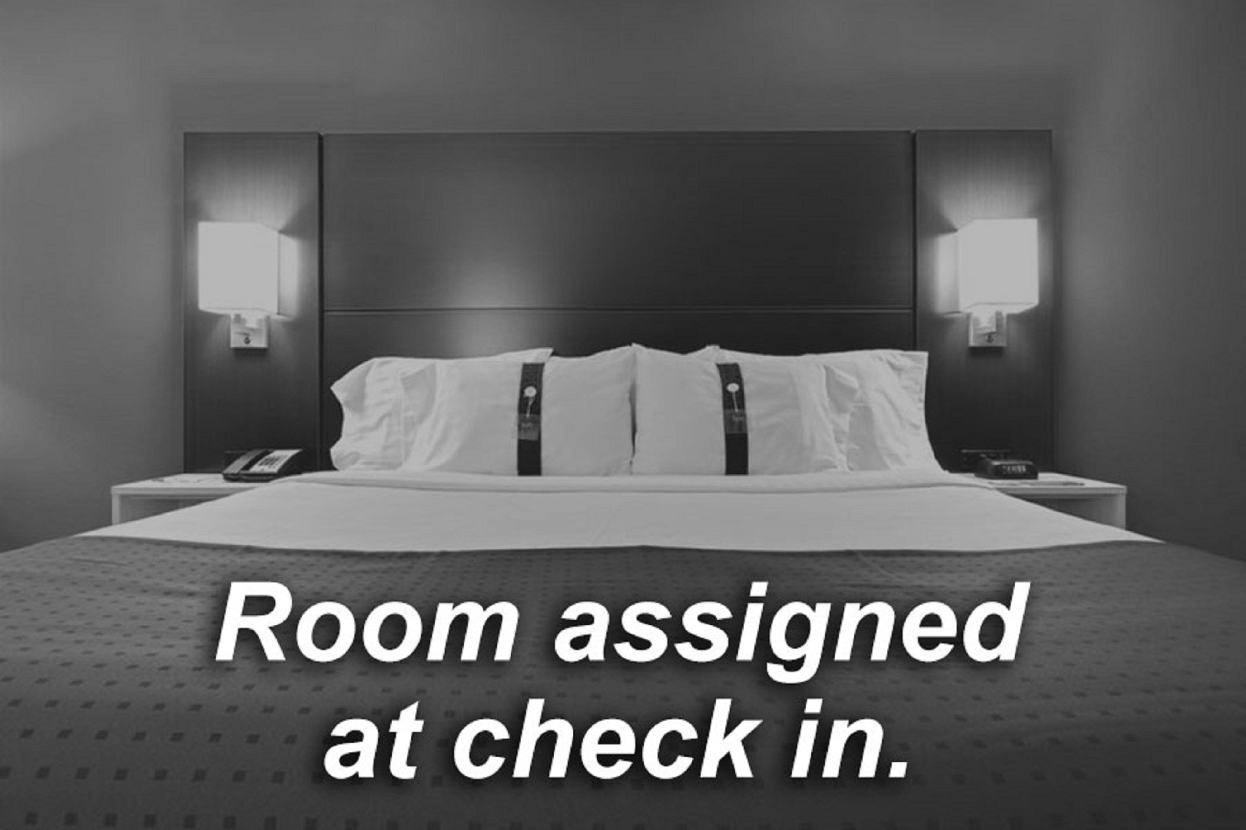 Holiday Inn Rockford By Ihg Exteriör bild