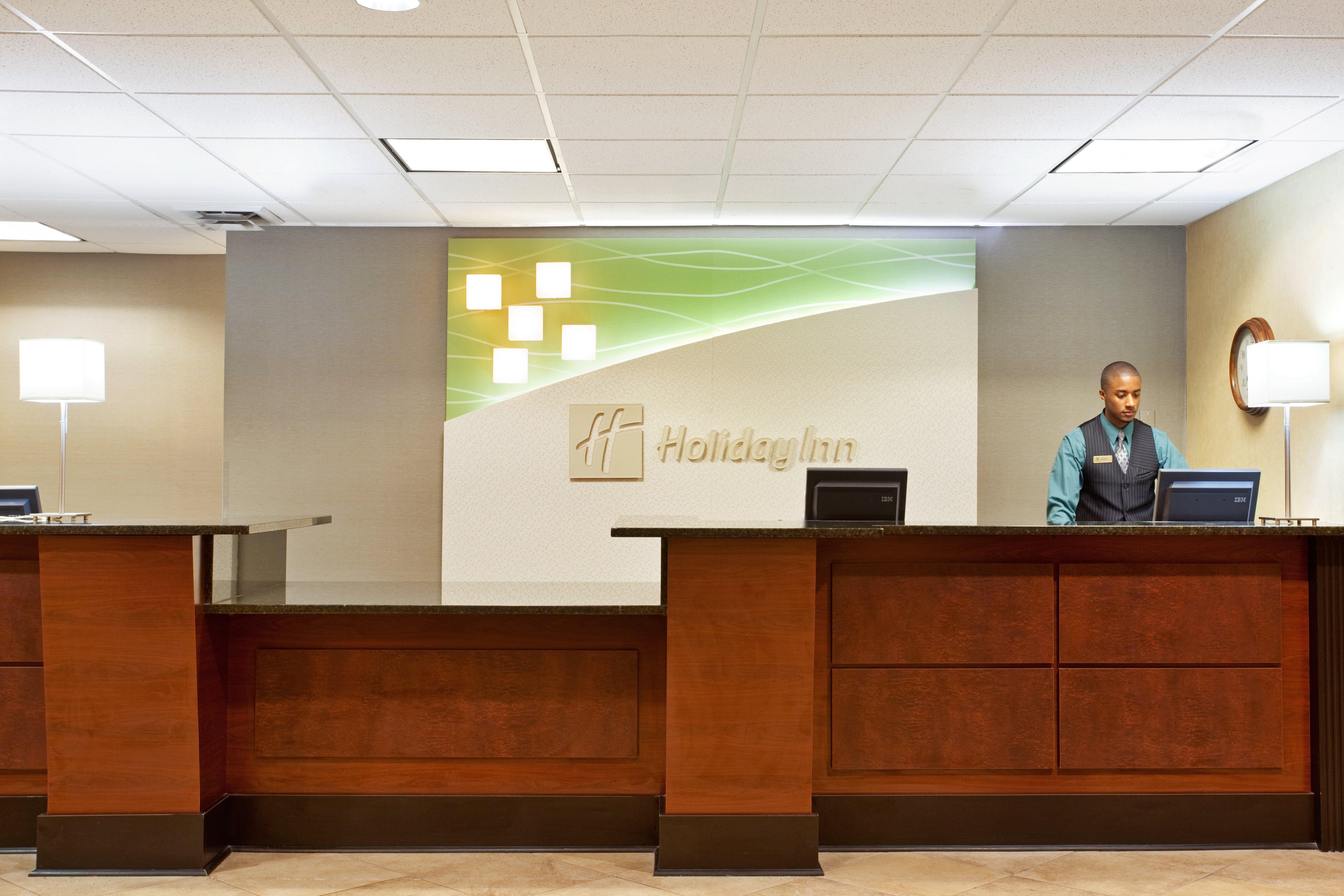 Holiday Inn Rockford By Ihg Exteriör bild