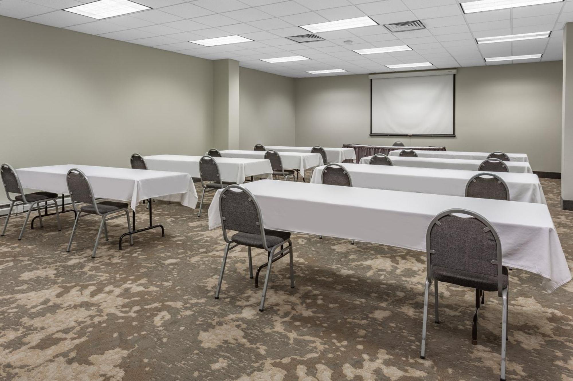 Holiday Inn Rockford By Ihg Exteriör bild